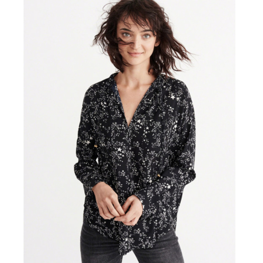 A&F  abercrombie oversized relaxed effortless style star blouse XS to S/M